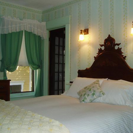 Rosewood Inn Corning Exteriör bild