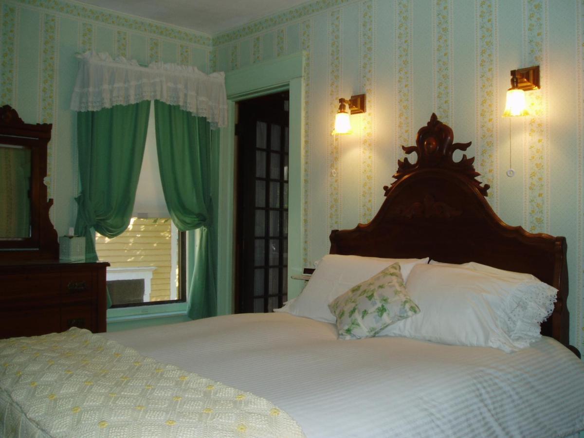 Rosewood Inn Corning Exteriör bild